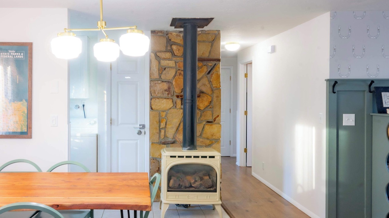 Photo of Others in Salmon