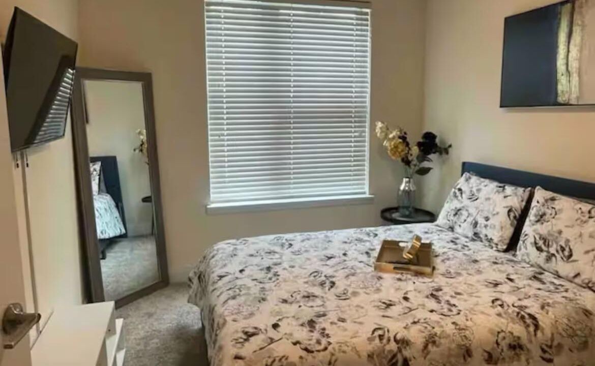 Photo of Bedroom in North Buckhead