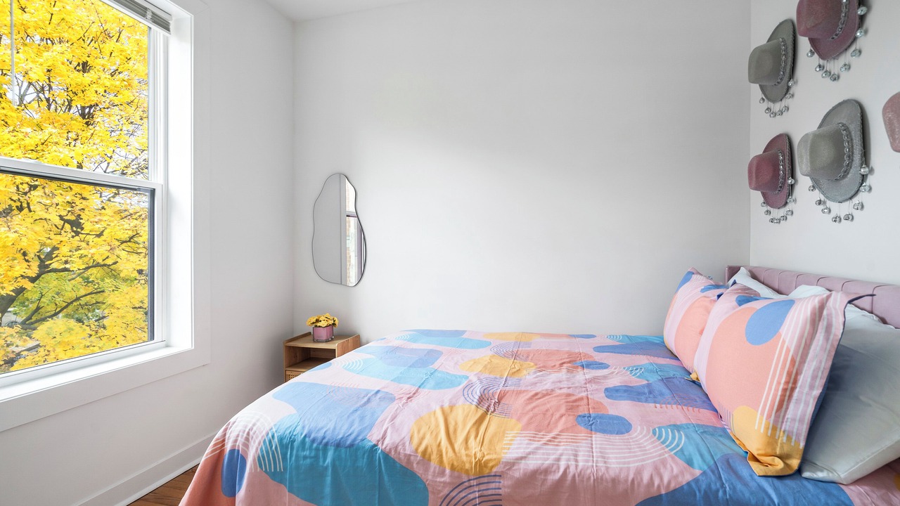 Photo of Bedroom in Lakeview