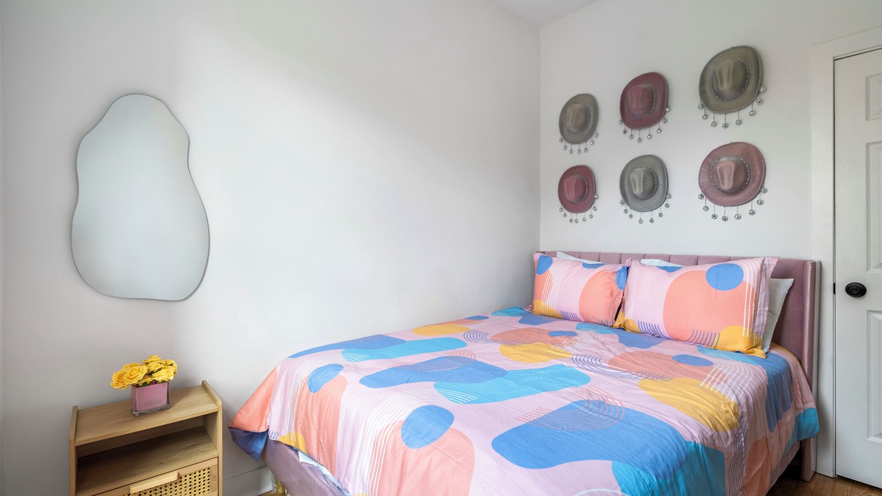 Photo of Bedroom in Lakeview