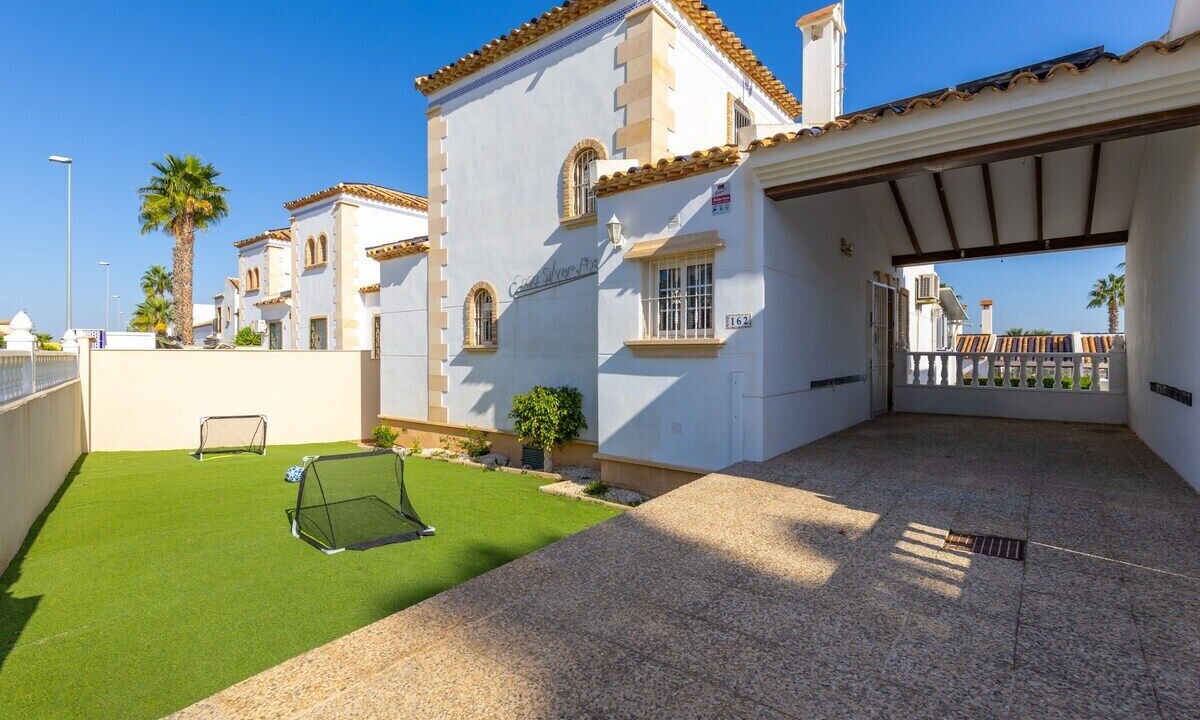 Photo of Patio Balcony in Villamartin