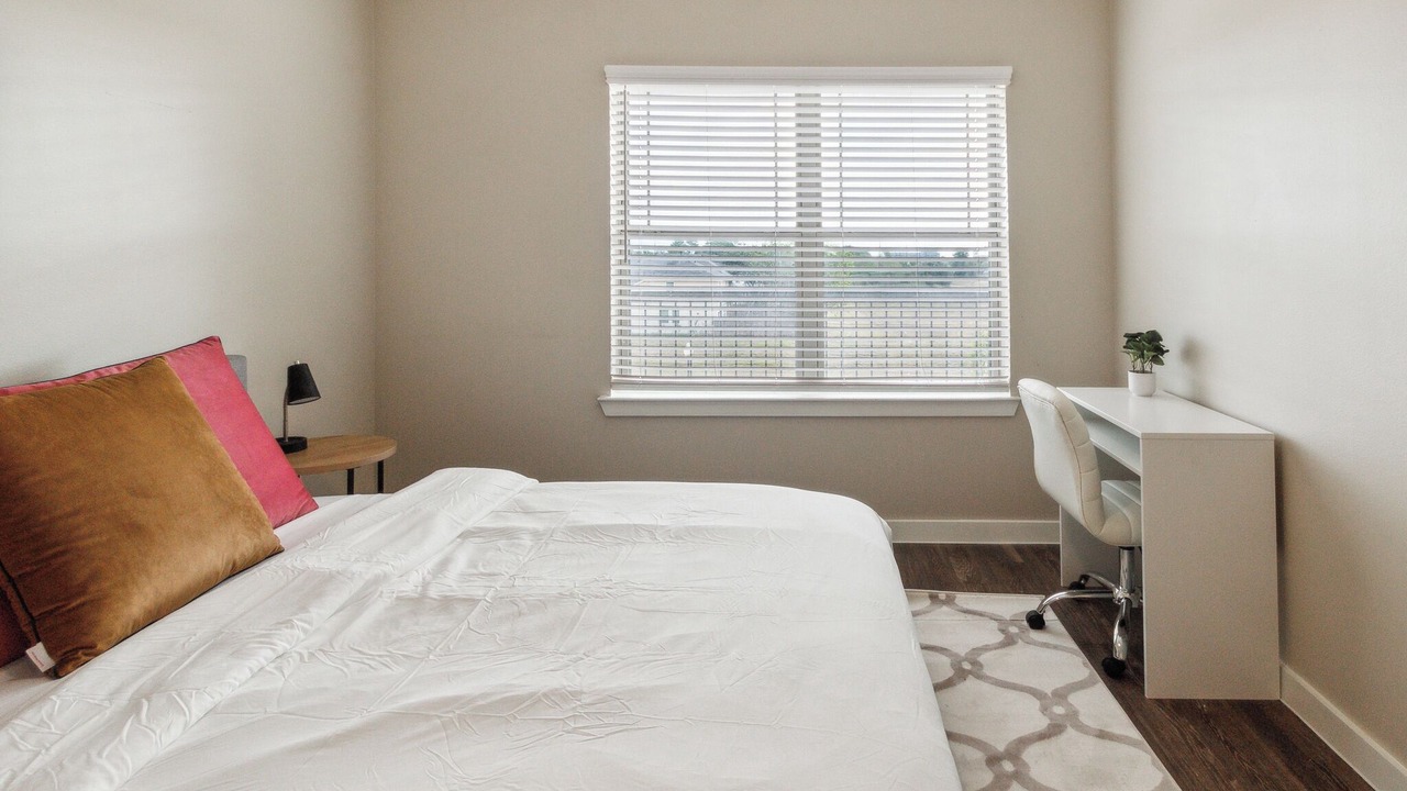 Photo of Bedroom in Willowbrook