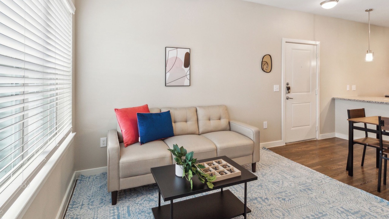 Photo of Livingroom in Willowbrook