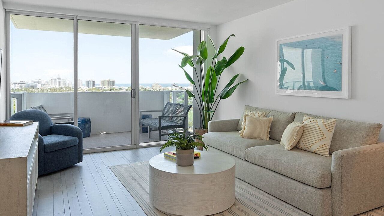 Photo of Livingroom in West Avenue