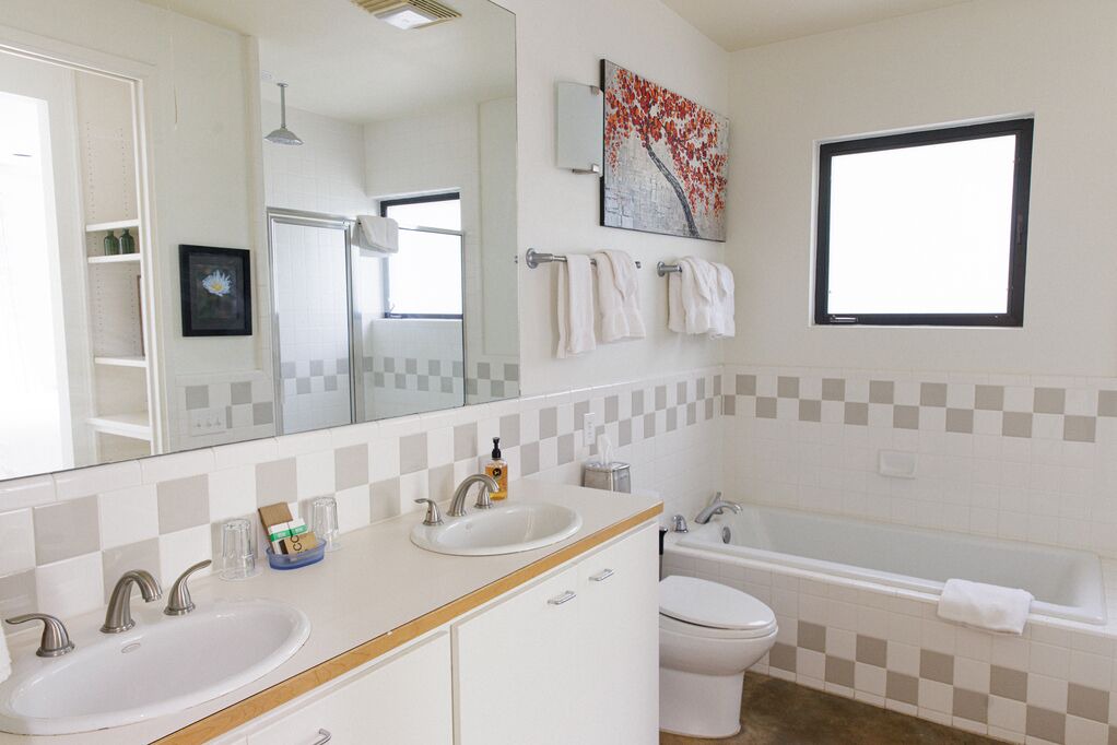 Photo of Bathroom in Kyle