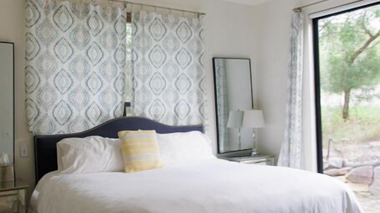 Photo of Bedroom in Kyle