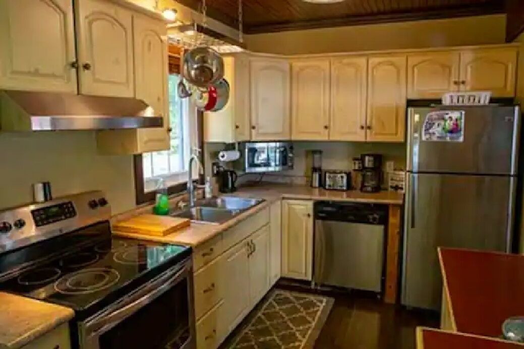 Photo of Kitchen in Township of Wilmot
