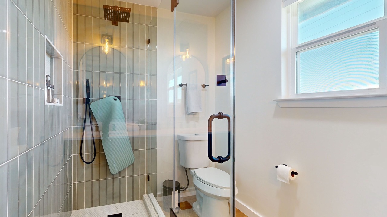 Photo of Bathroom in Scofield Farms