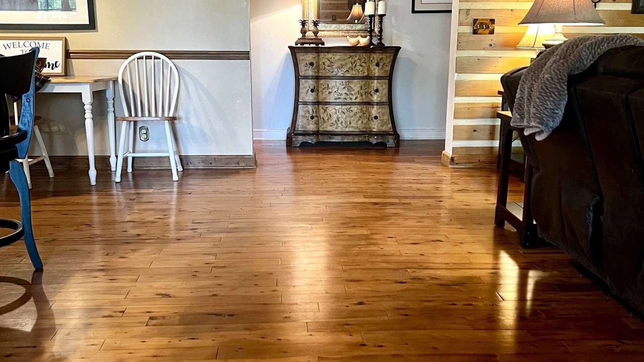 Photo of Others in Red Level