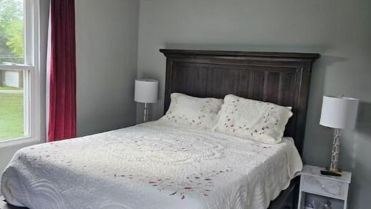 Photo of Bedroom in Doniphan