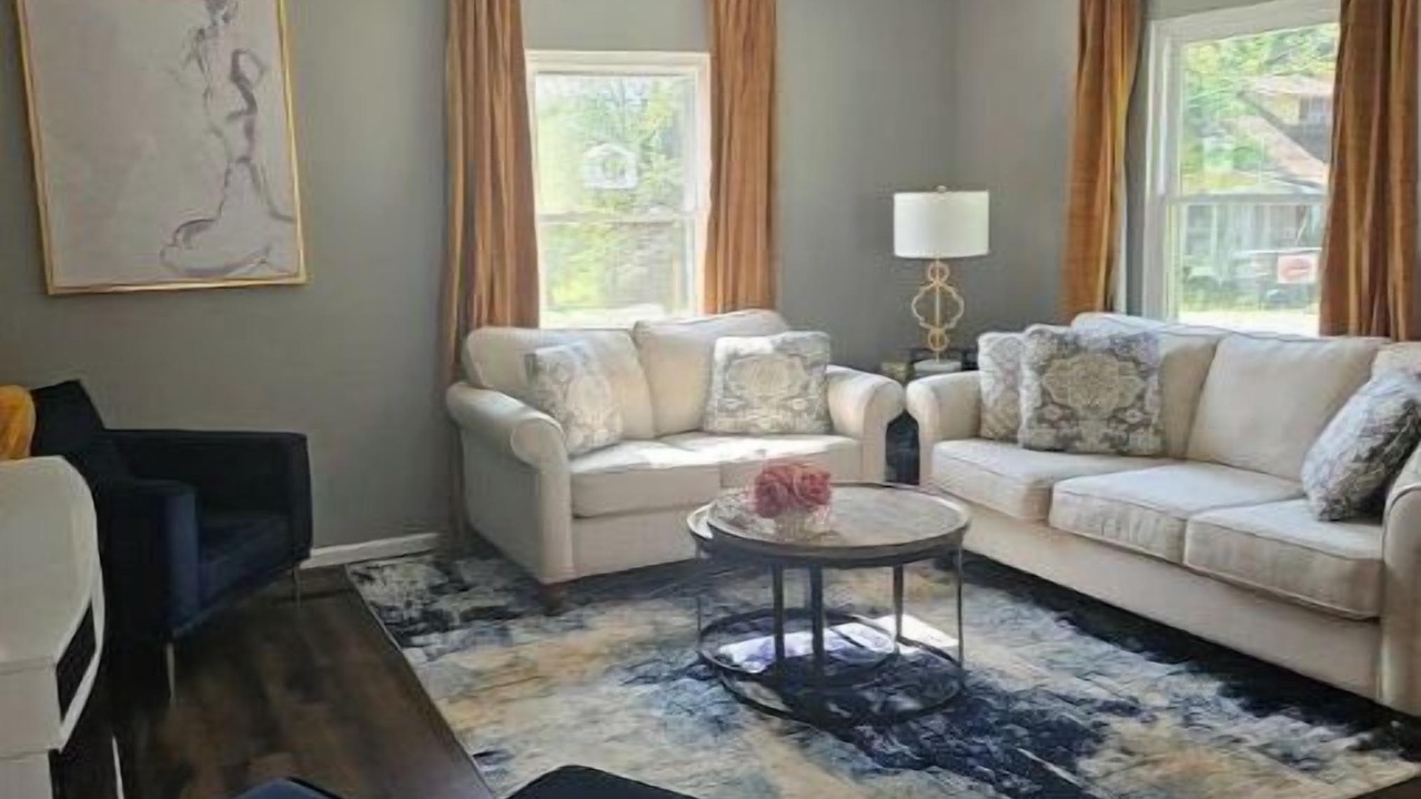 Photo of Livingroom in Doniphan
