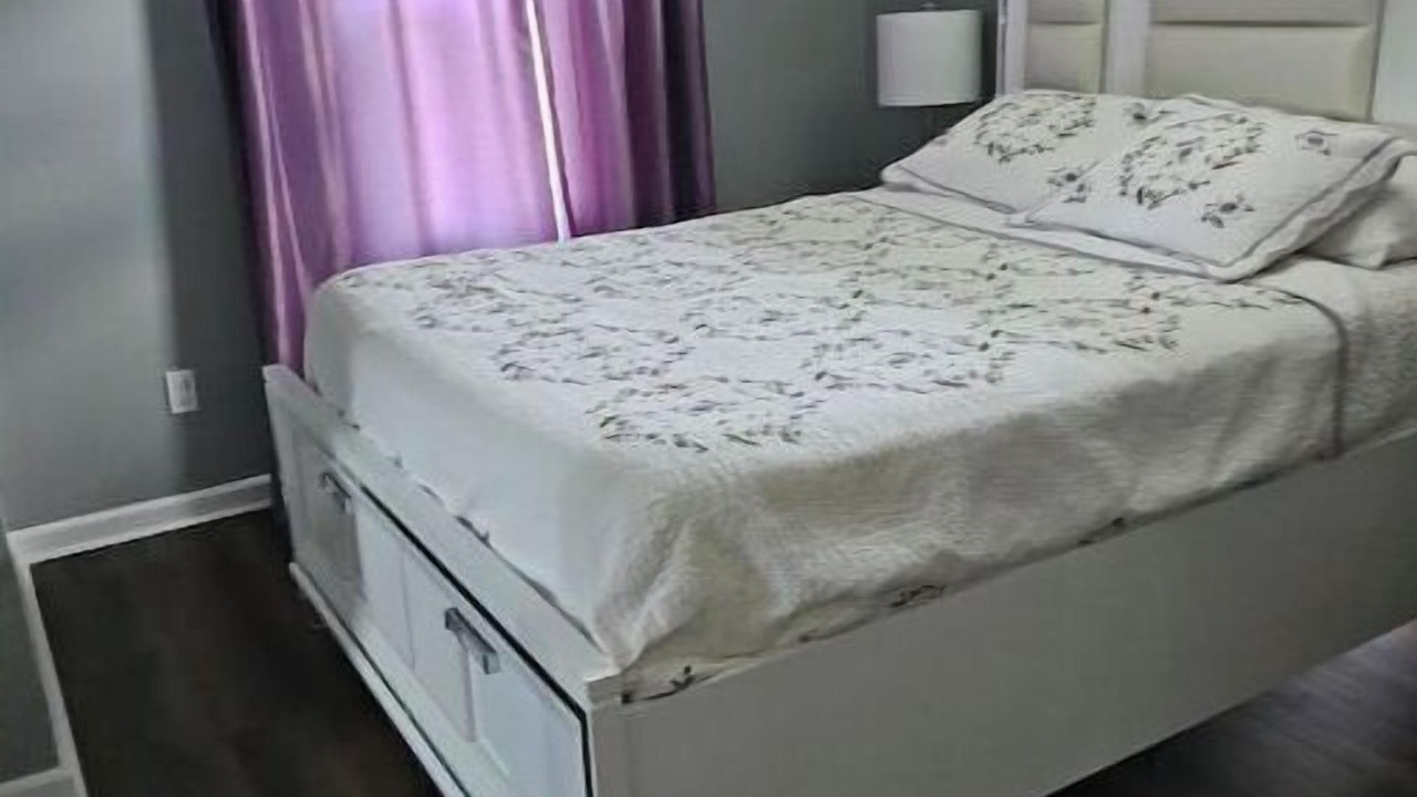 Photo of Bedroom in Doniphan