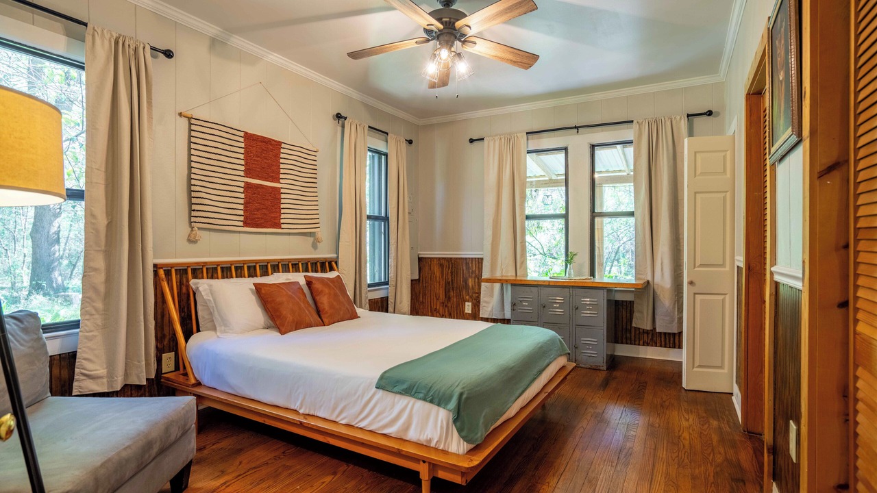 Photo of Bedroom in Carencro