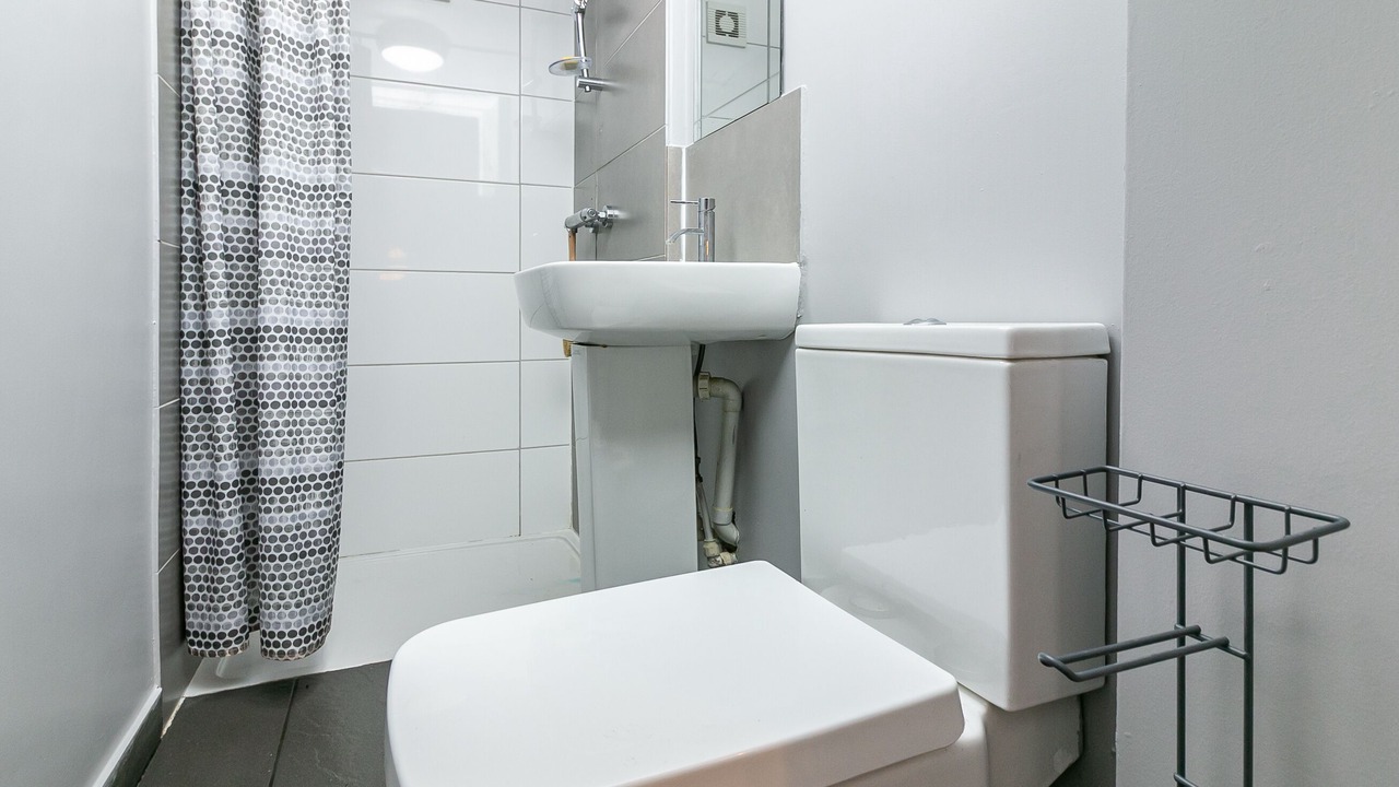 Photo of Others in Chesfield