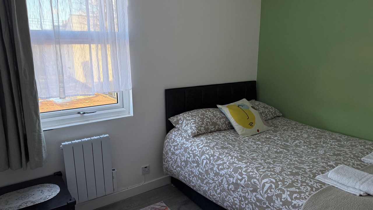 Photo of Bedroom in Enfield Highway