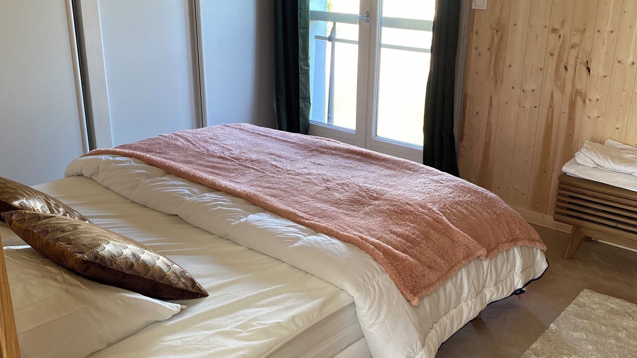 Photo of Bedroom in Saint-Planchers