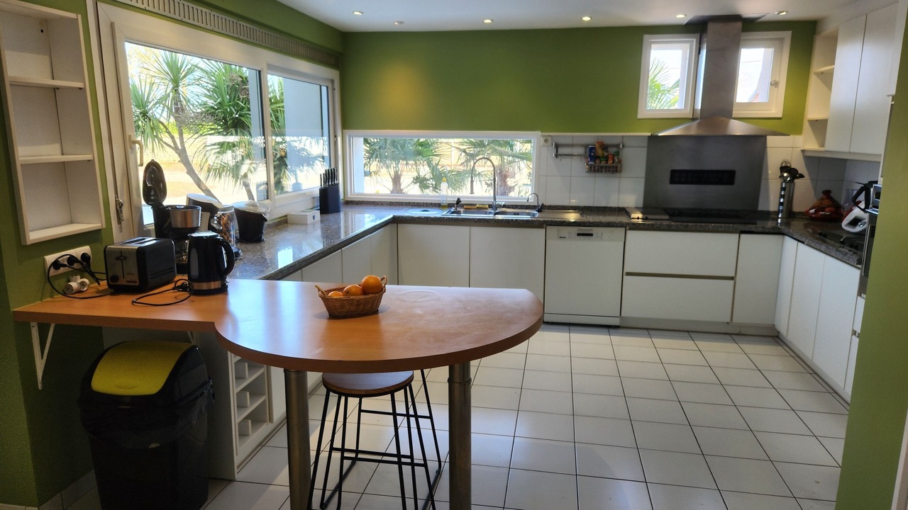 Photo of Kitchen in Saint-Planchers