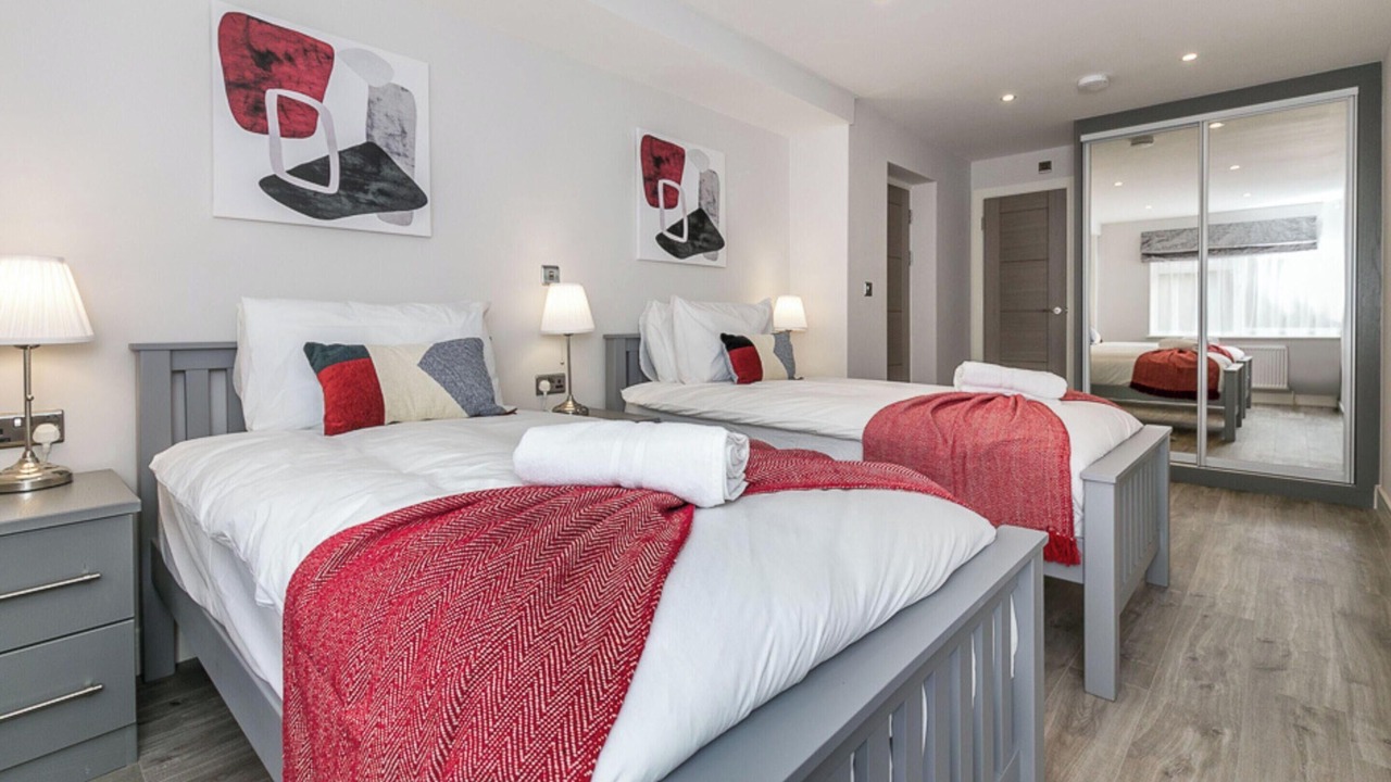 Photo of Others in Reading