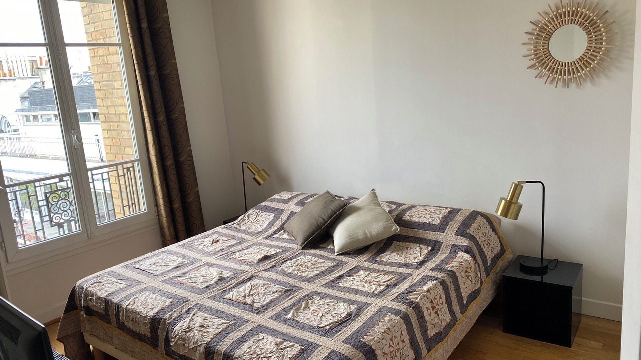 Photo of Bedroom in Levallois-Perret