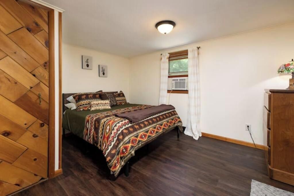 Photo of Bedroom in Athol