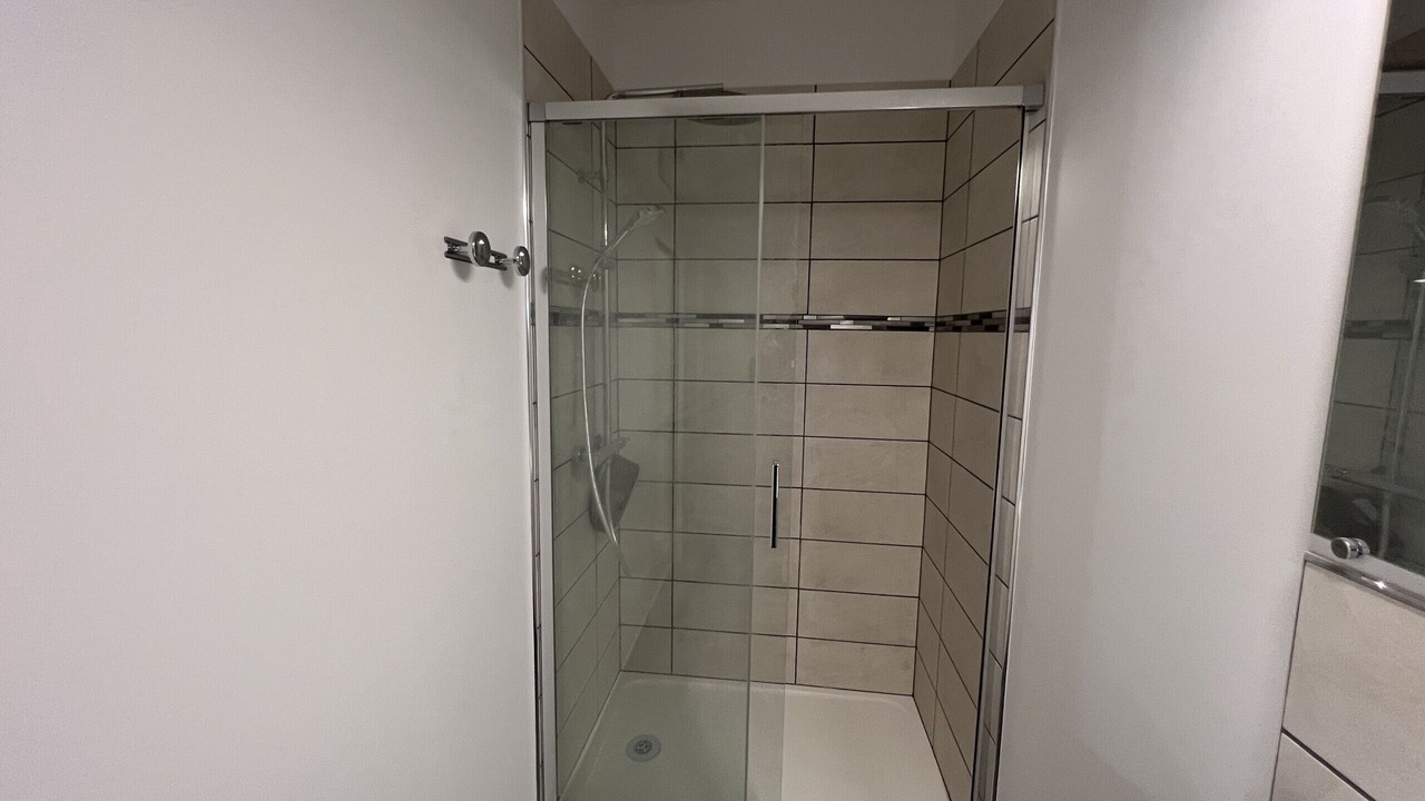 Photo of Bathroom in Gare