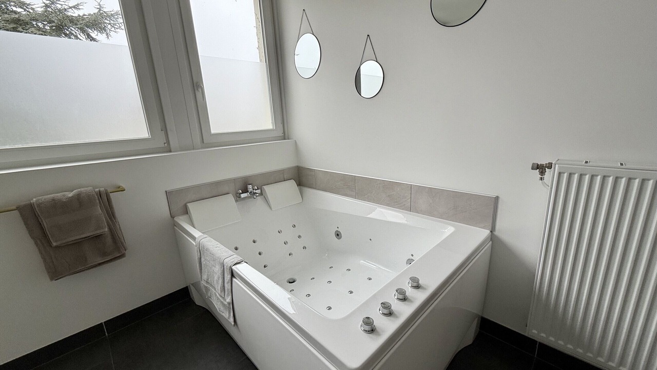 Photo of Bathroom in Gare