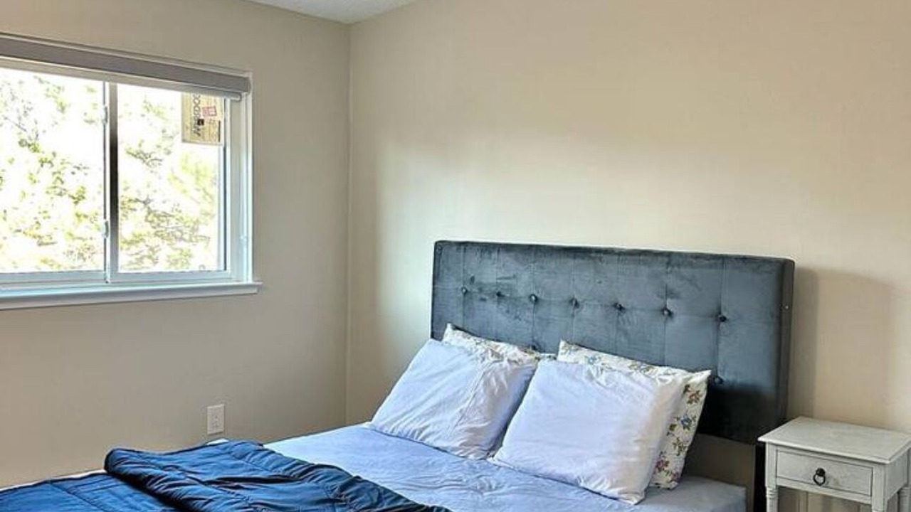 Photo of Bedroom in Mississauga Valleys
