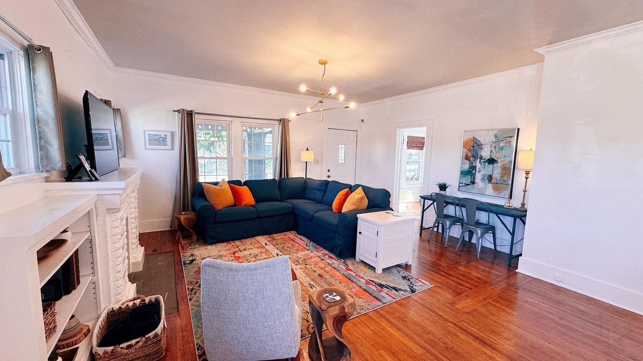 Photo of Livingroom in Downtown Tulsa