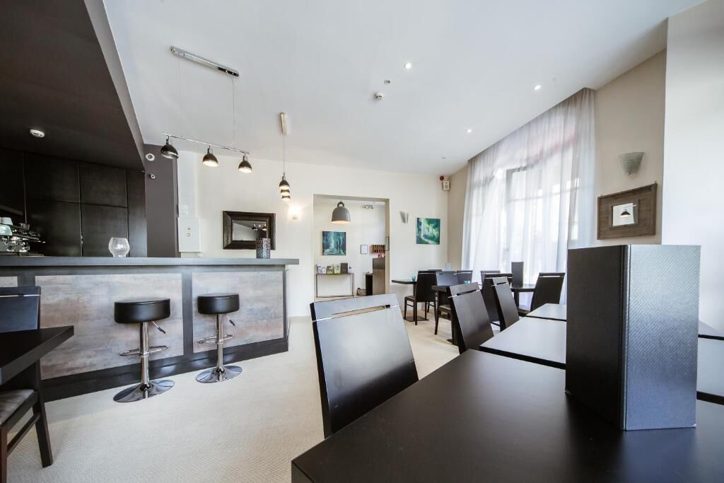 Photo of Others in Senlis