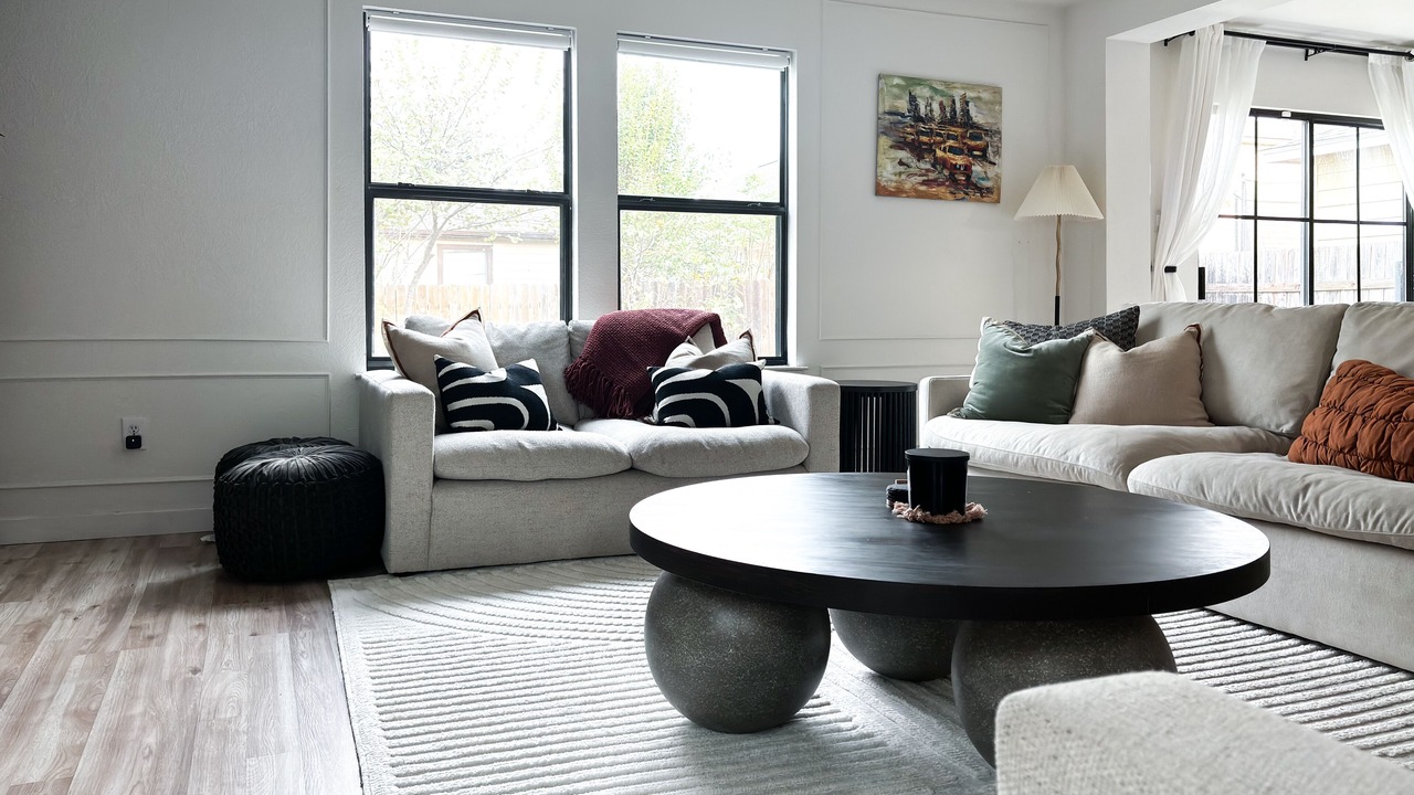 Photo of Livingroom in Berdoll Farms
