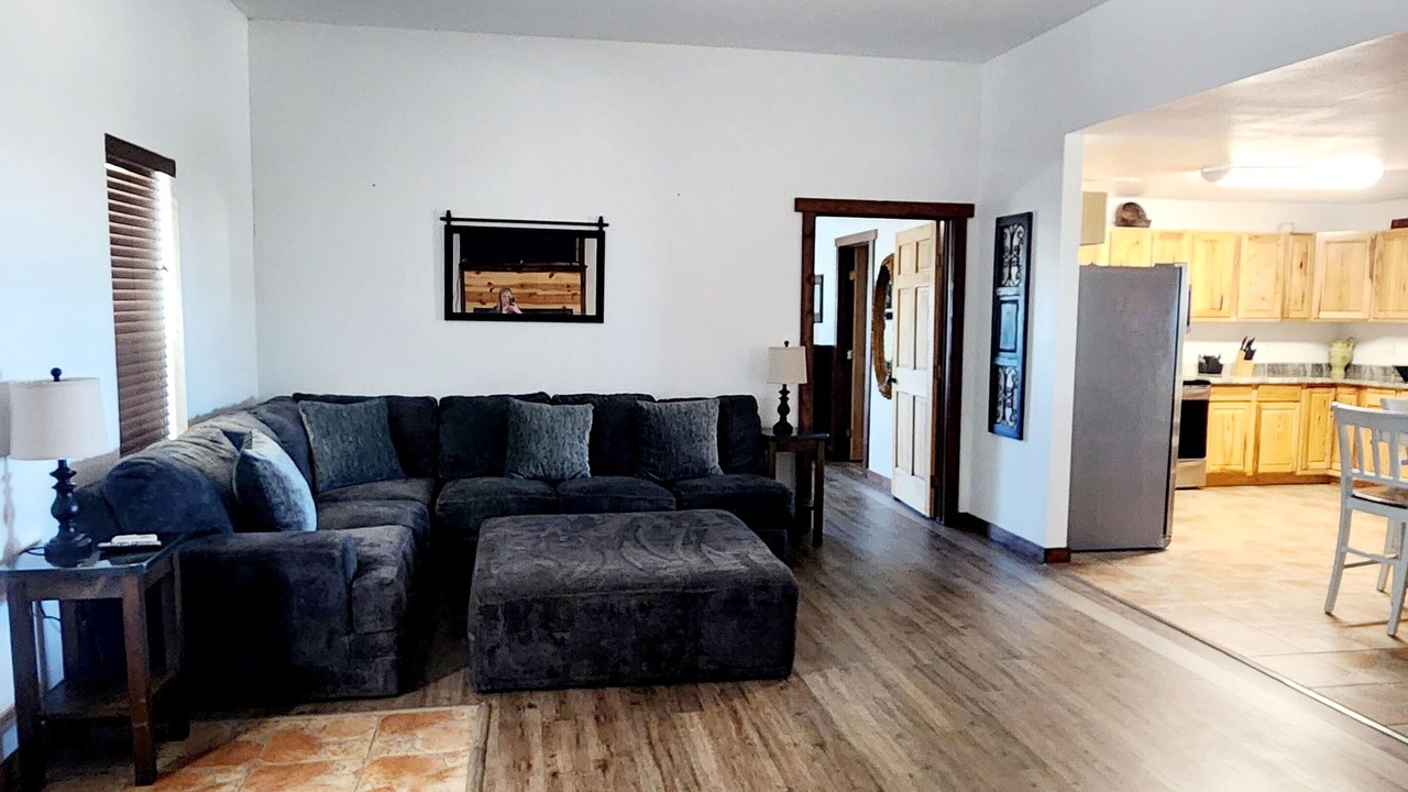 Photo of Livingroom in Mead