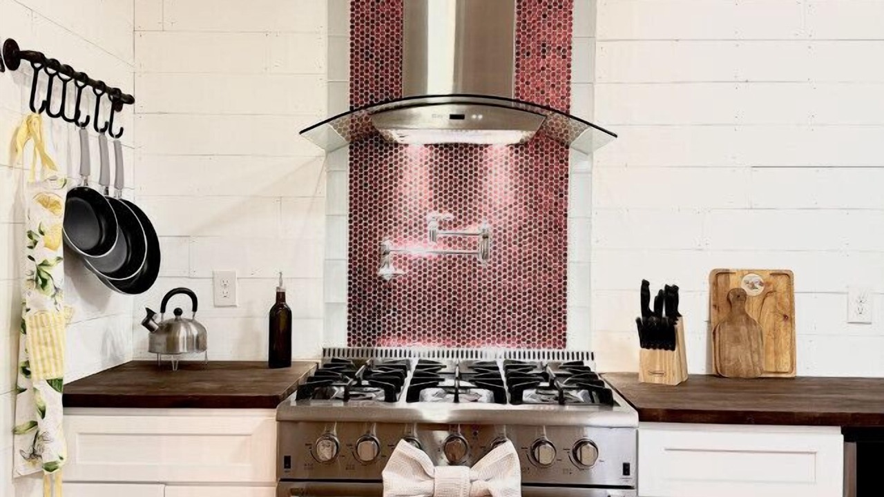 Photo of Kitchen in Northwest Los Angeles Heights