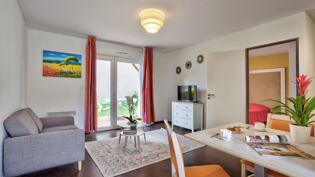 Photo of Livingroom in Negrepelisse