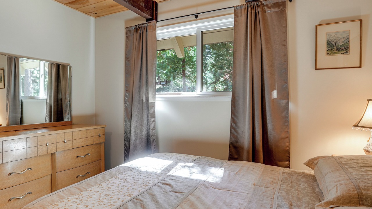 Photo of Bedroom in Arnold