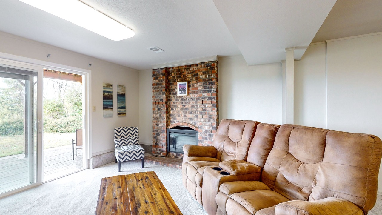 Photo of Livingroom in Silverdale