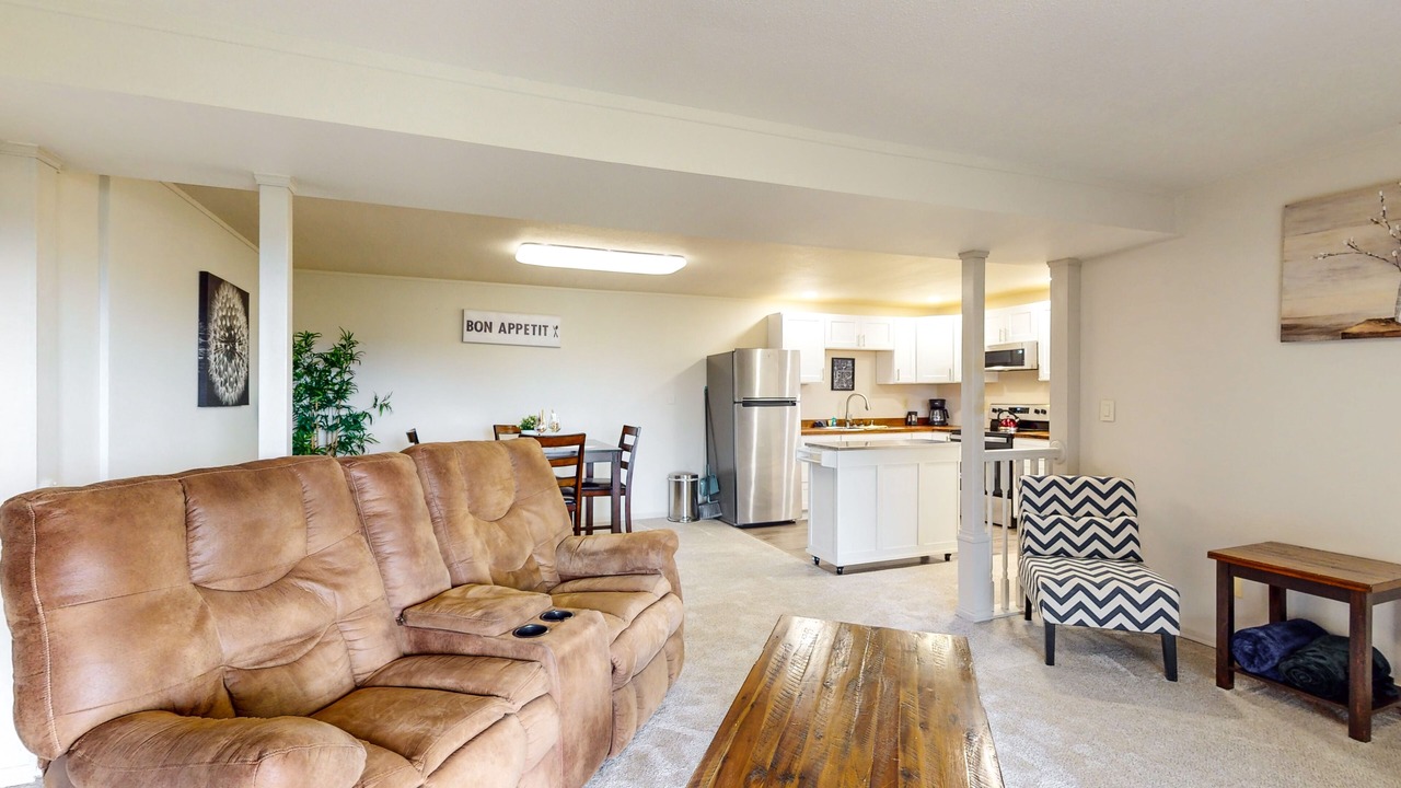 Photo of Livingroom in Silverdale