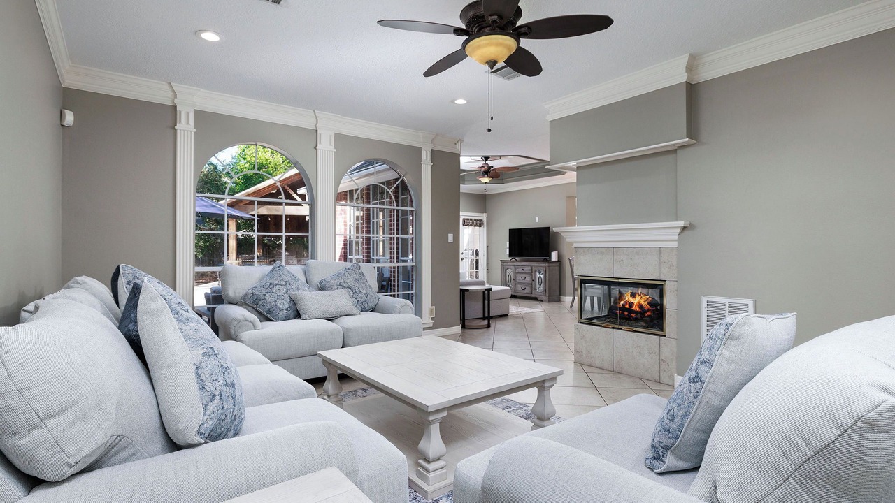 Photo of Livingroom in Panther Creek