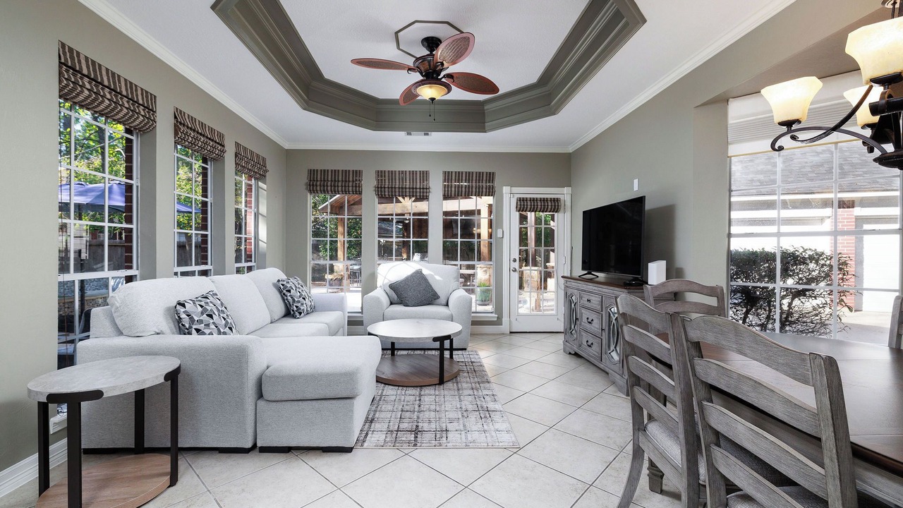 Photo of Livingroom in Panther Creek