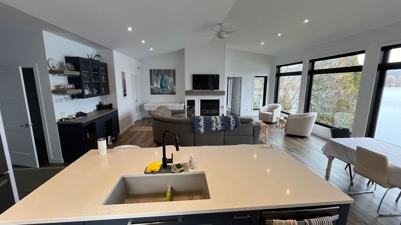 Photo of Livingroom in Lac-Sergent