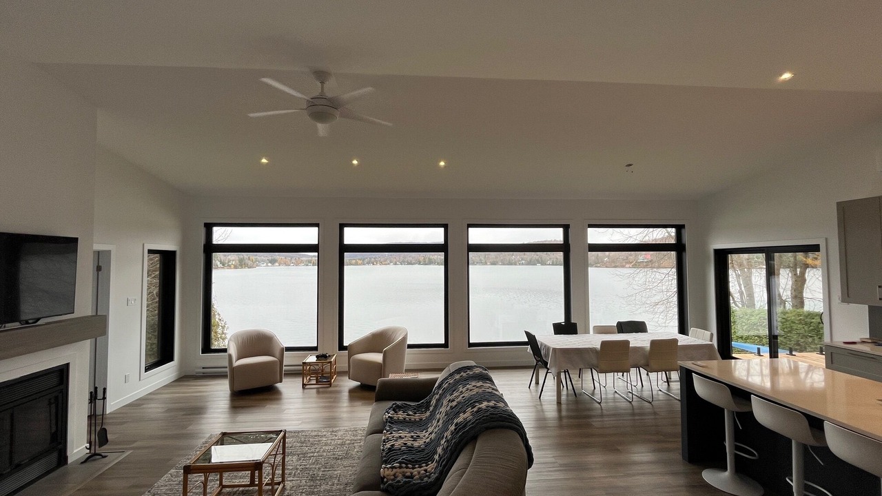 Photo of Livingroom in Lac-Sergent