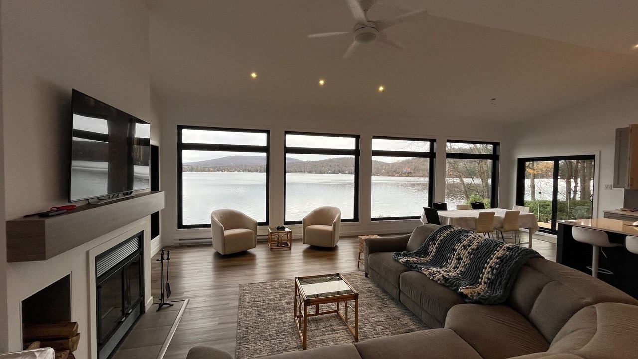 Photo of Livingroom in Lac-Sergent