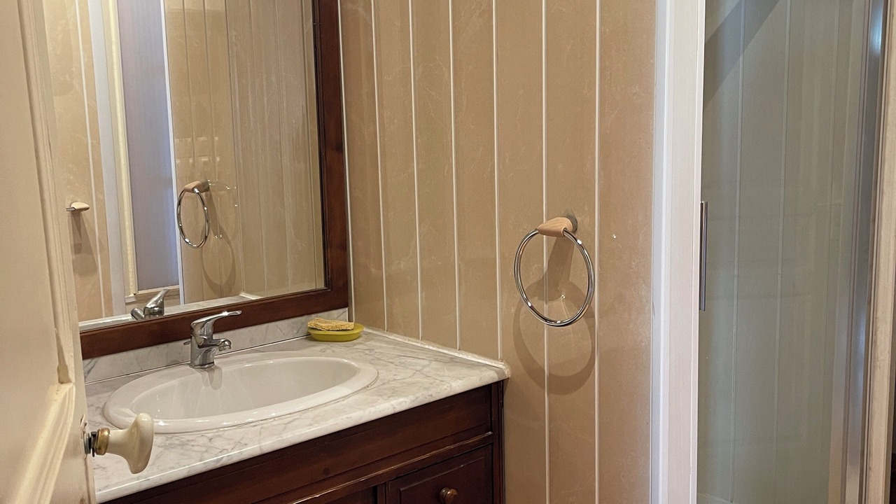 Photo of Bathroom in Font-Romeu-Odeillo-Via