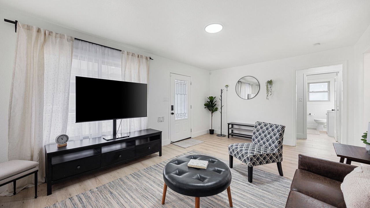 Photo of Livingroom in Southeastern Sacramento