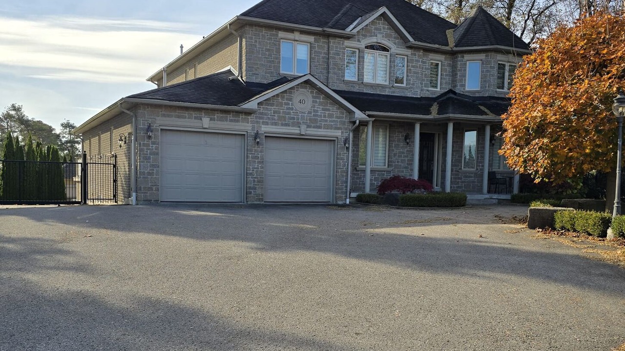 Photo of Outdoor in Richmond Hill