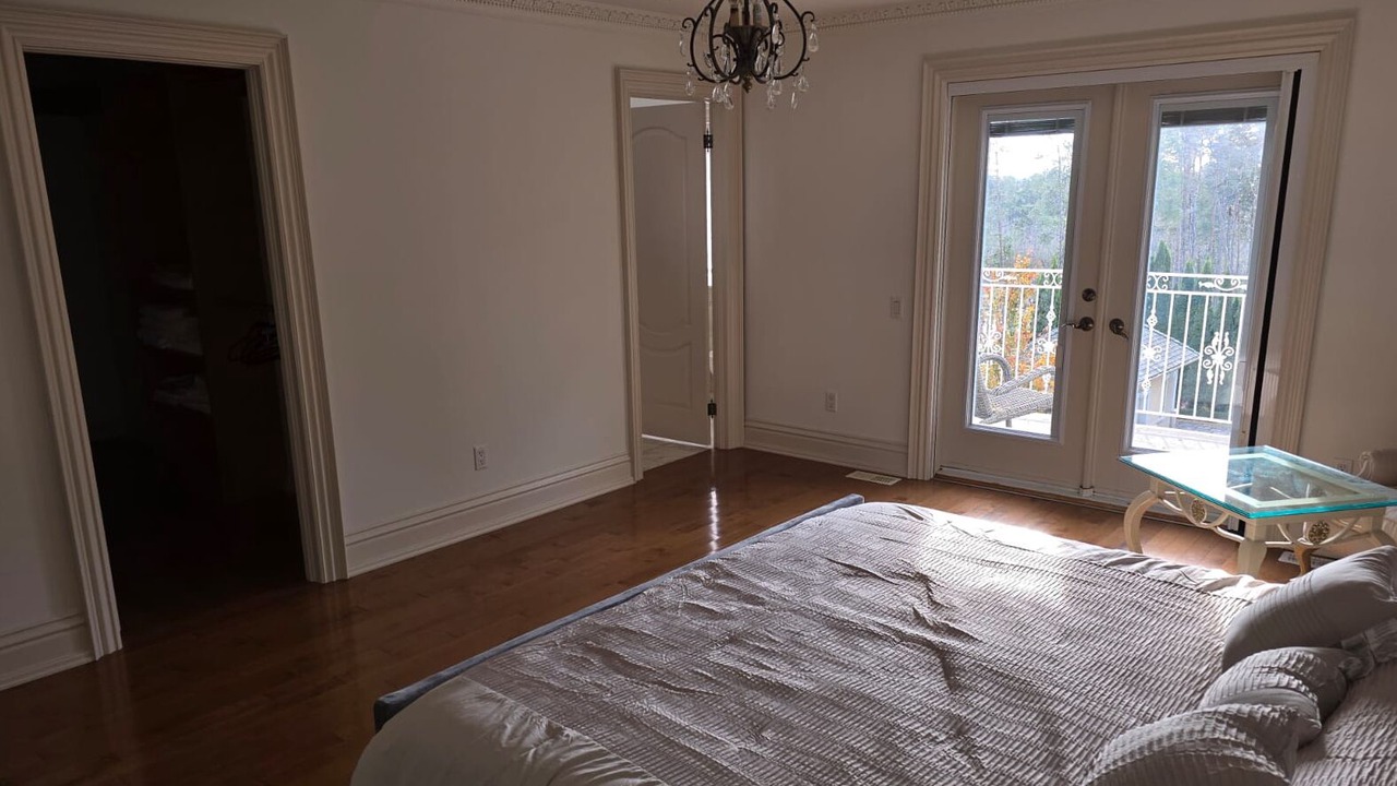 Photo of Bedroom in Richmond Hill