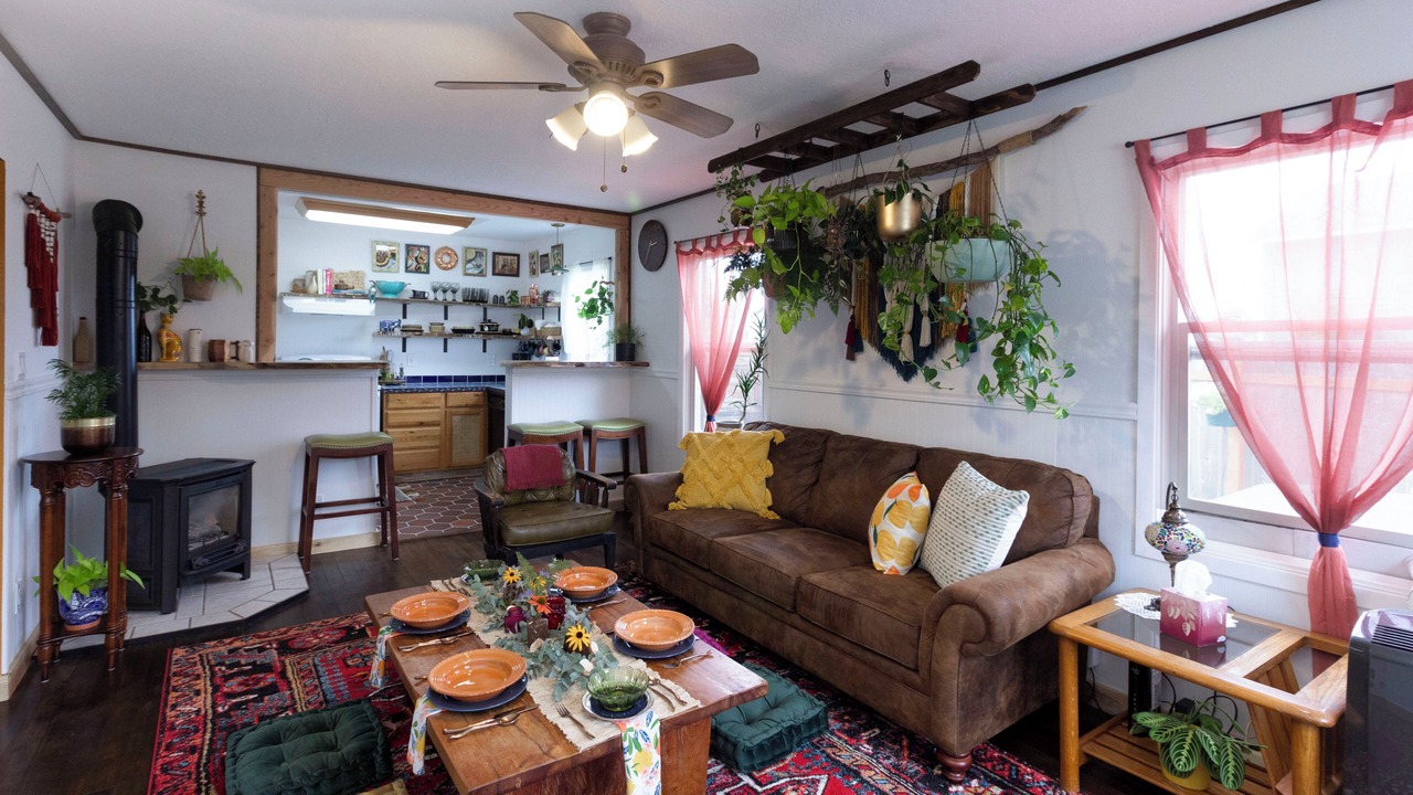 Photo of Others in Silverton