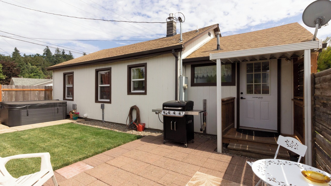 Photo of Others in Silverton