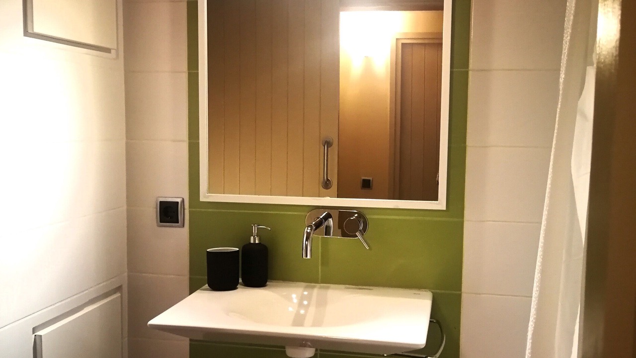 Photo of Bathroom in Noves de Segre