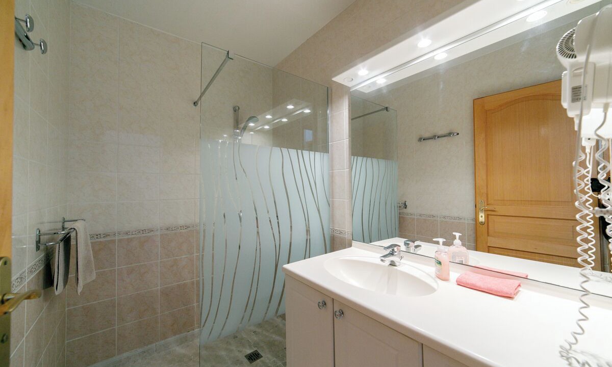 Photo of Bathroom in Elne