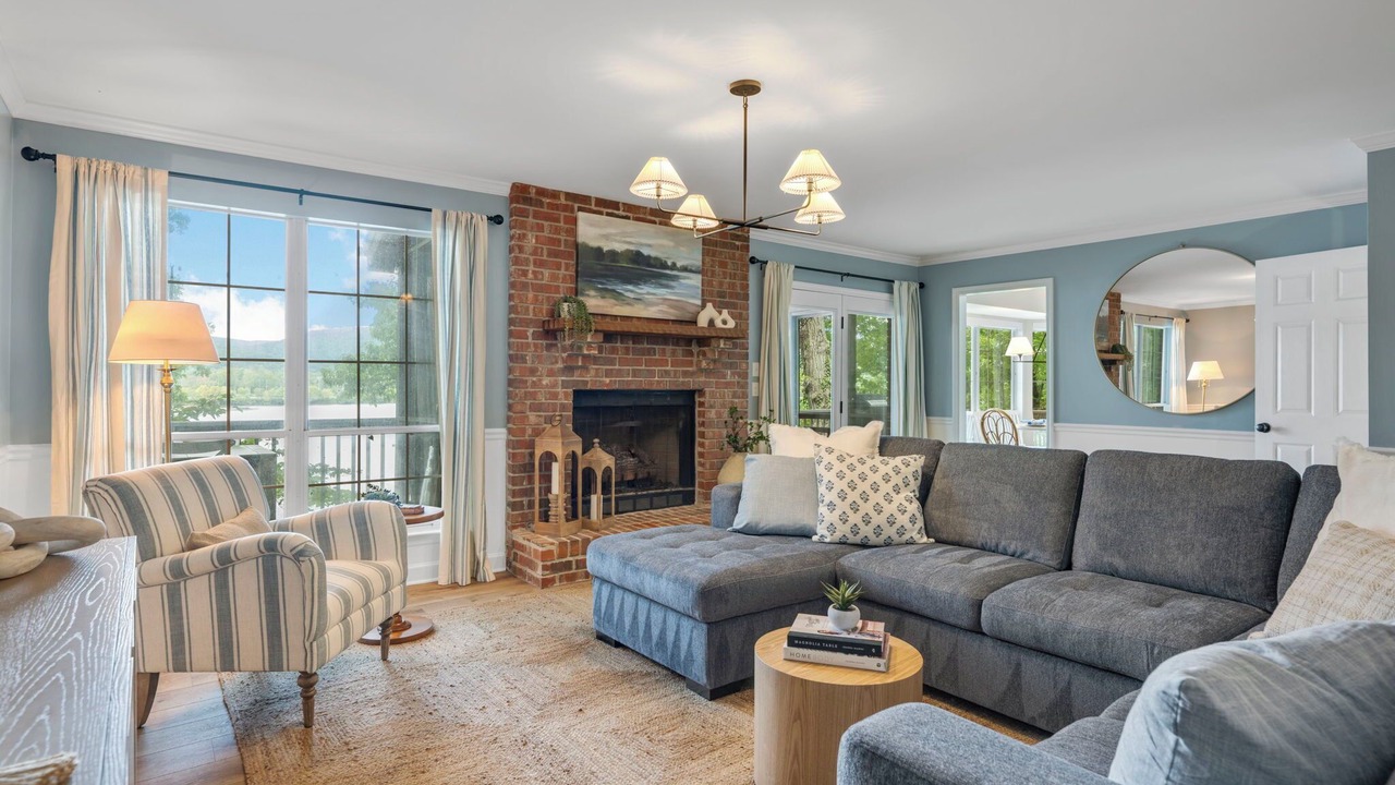 Photo of Livingroom in Soddy-Daisy